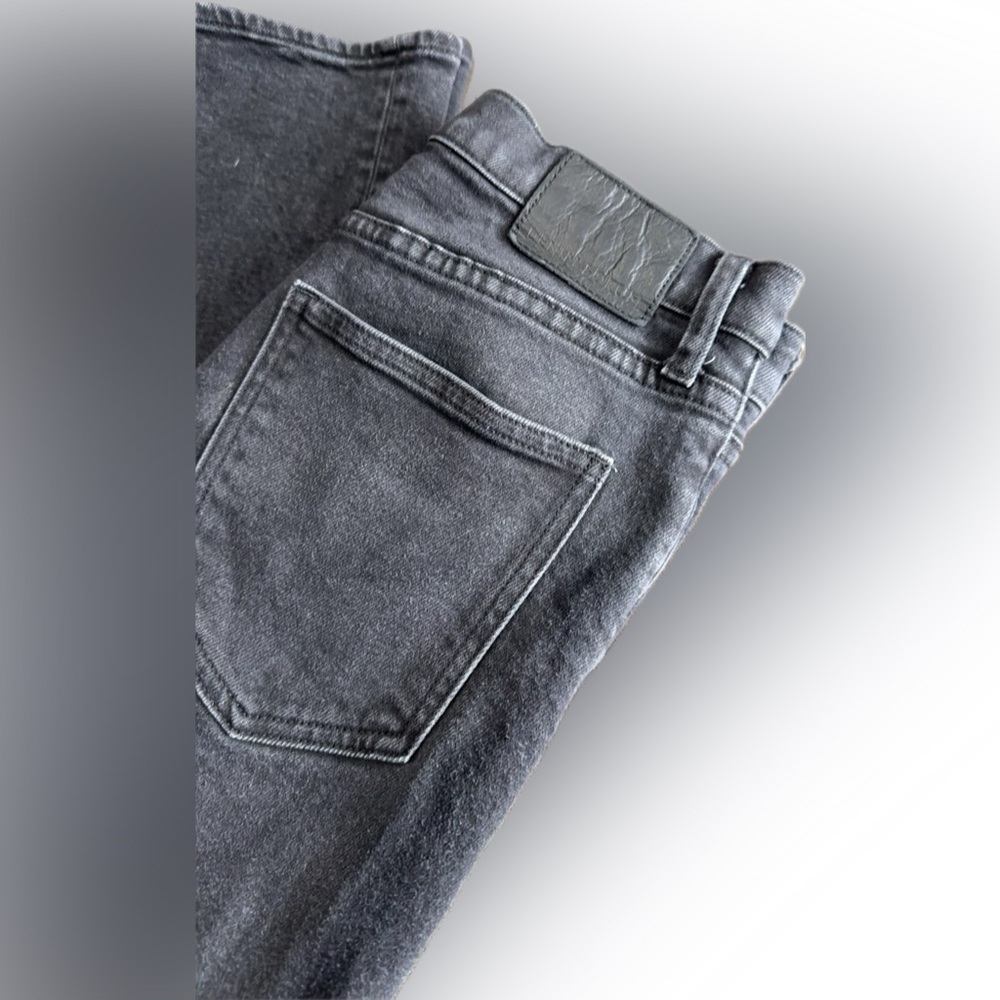 Aritzia Denim Forum The Arlo Hi-Rise Straight Jean Black Eyeliner - Picture 12 of 16